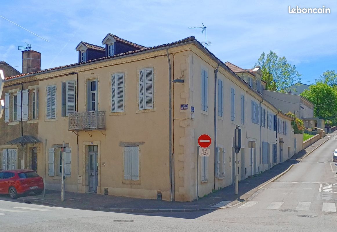 Immeuble 6 pièces 190 m² · à Auch · 190 m² · 298 000 €