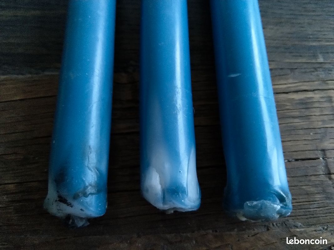 Bougies bleu ciel 19cm (image 3)