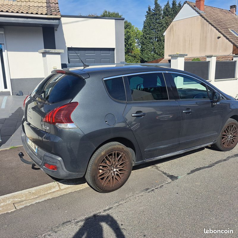 Peugeot 3008 1.6blue hdi (image 1)