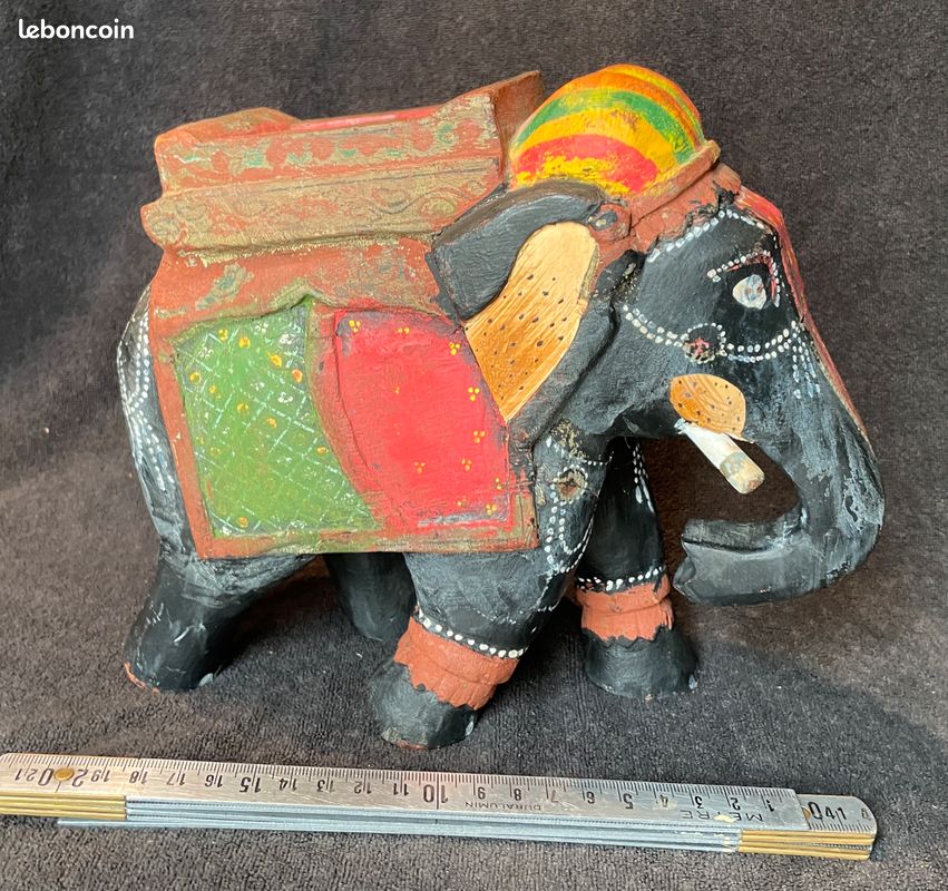 Eléphant harnaché bois sculpté et peint Inde (image 11)
