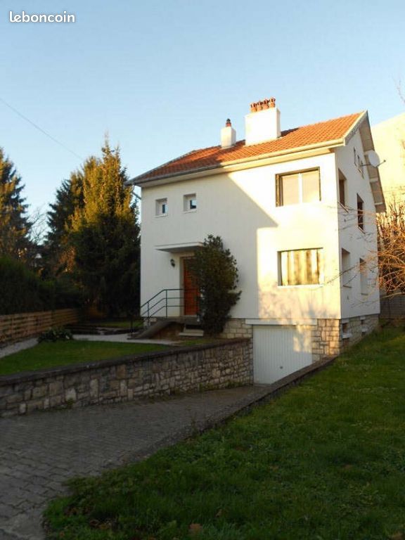 Maison 6 pièces 120 m² · à Besançon · 120 m² · 1 150 €