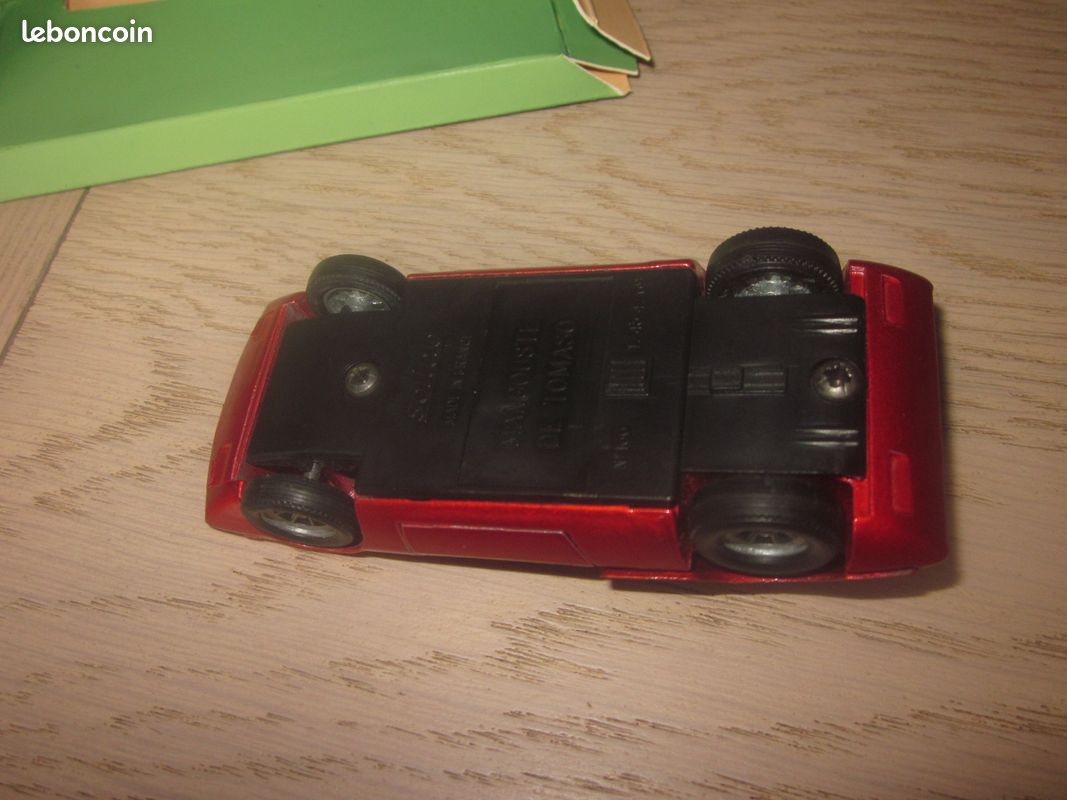 VOITURE SOLIDO MANGOUSTE DE TOMASO N°166 ROUGE 1:43 MADE IN FRANCE