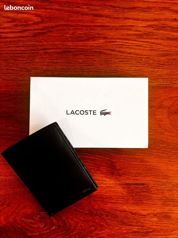 Portefeuille Lacoste đ (image 1)