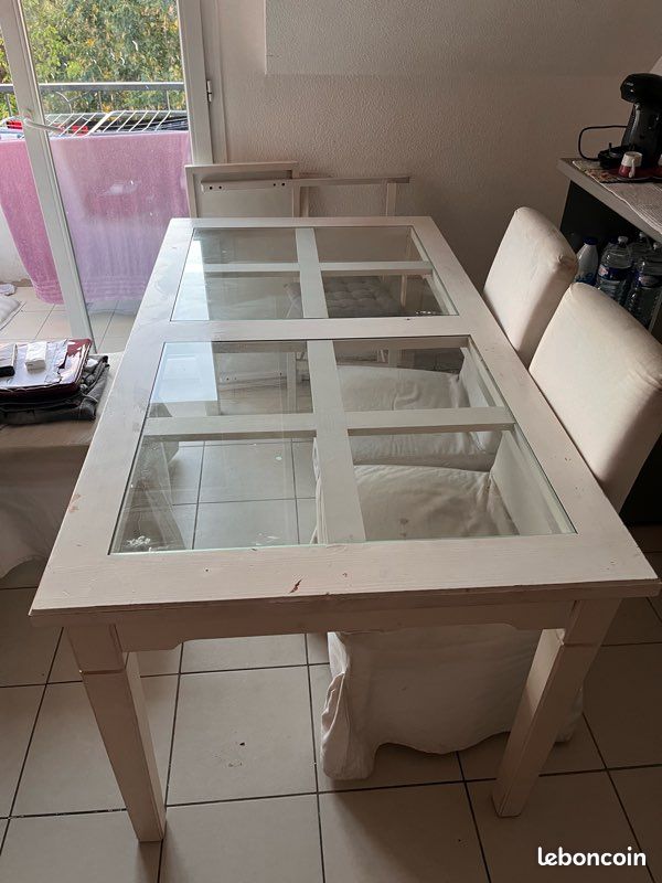 Table a mangé maisô (image 1)