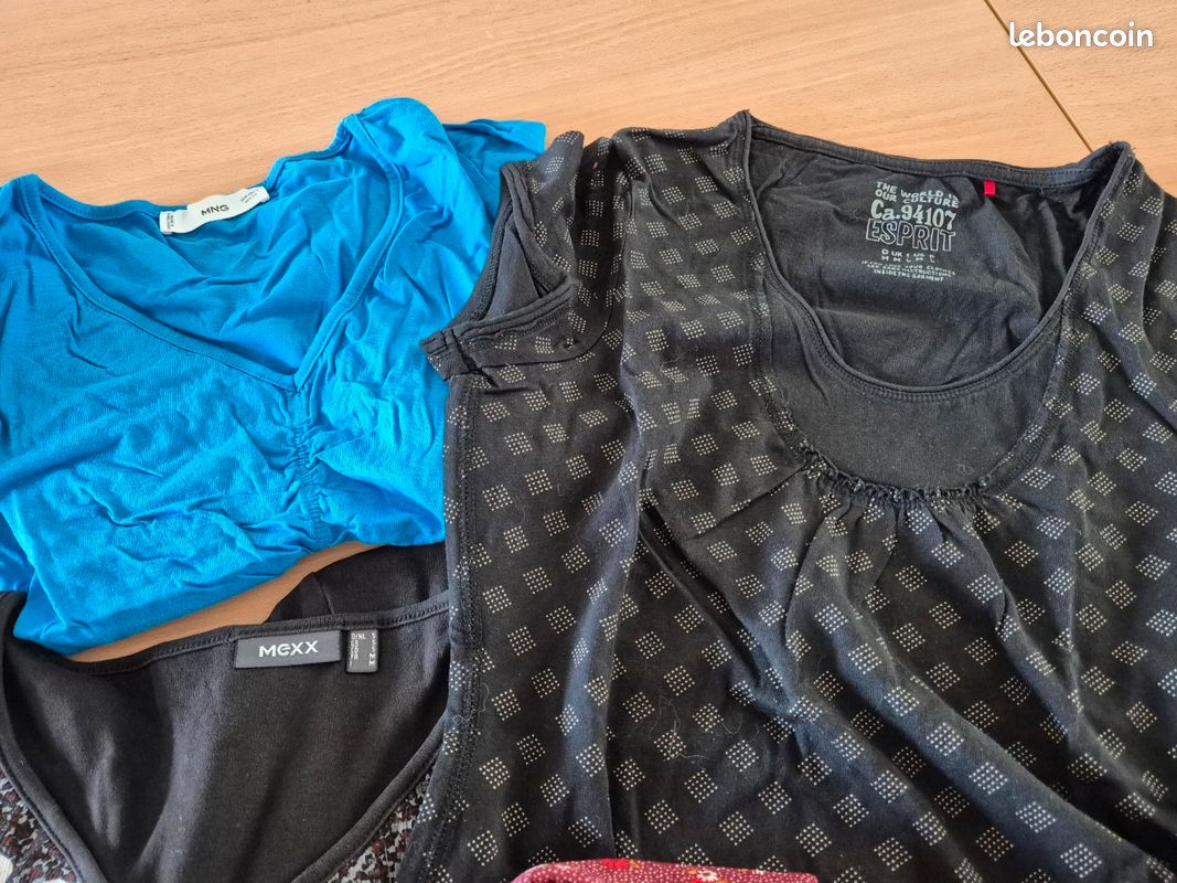 Tee-shirt et hauts au choix (image 3)