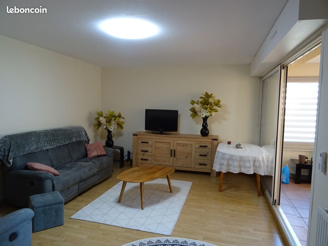 Appartement 3 pièces 65 m² · à Pau · 65 m² · 890 €