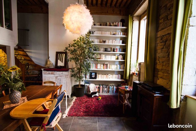 Appartement Canut T3 rénové avec charme (2 chambres) — 8