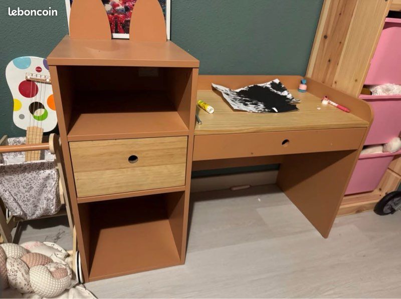 Bureau maternelle (image 2)