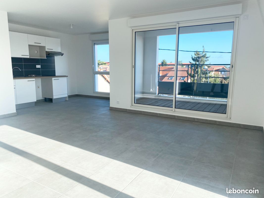 Appartement 4 pièces 80 m² · à Savigny-sur-Orge · 80 m² · 1 541 €