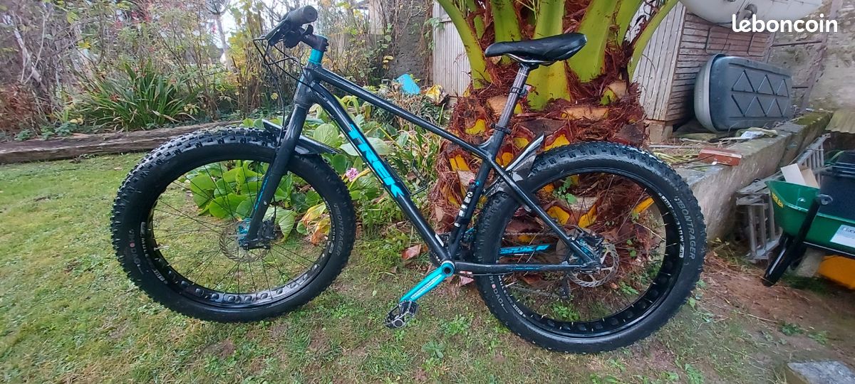 Velo Fat bike trek farley 6 - Vélos