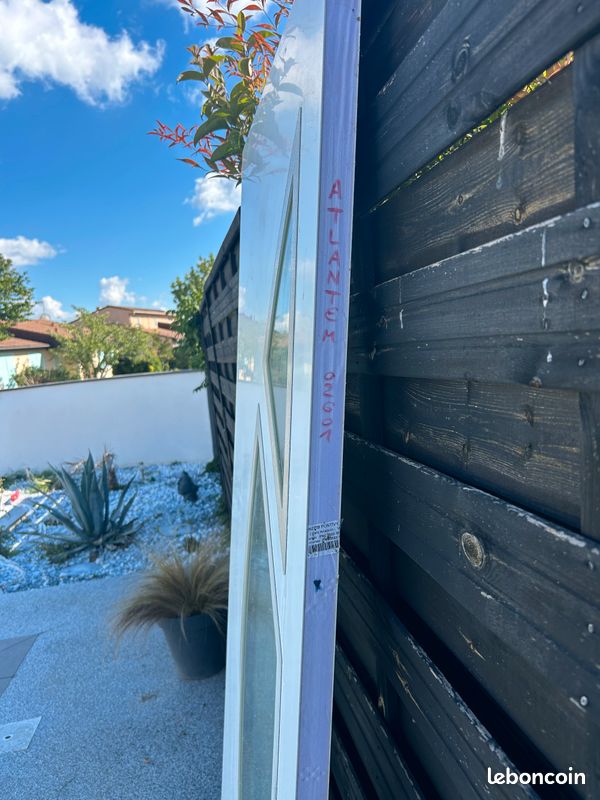 À vendre porte d entrée (image 3)