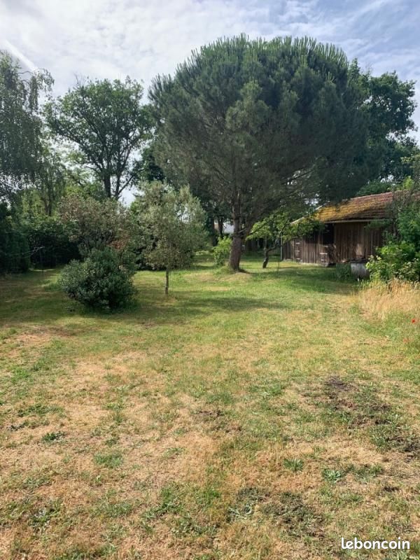 Terrain 600 m² Biganos · 165 000 €
