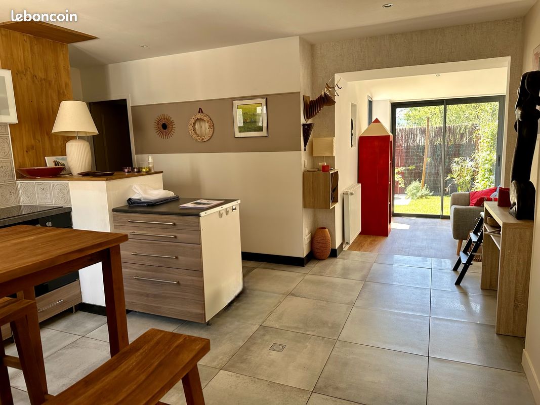 Maison 3 pièces 85 m² · à Saint-Rémy-de-Provence · 85 m² · 1 390 €