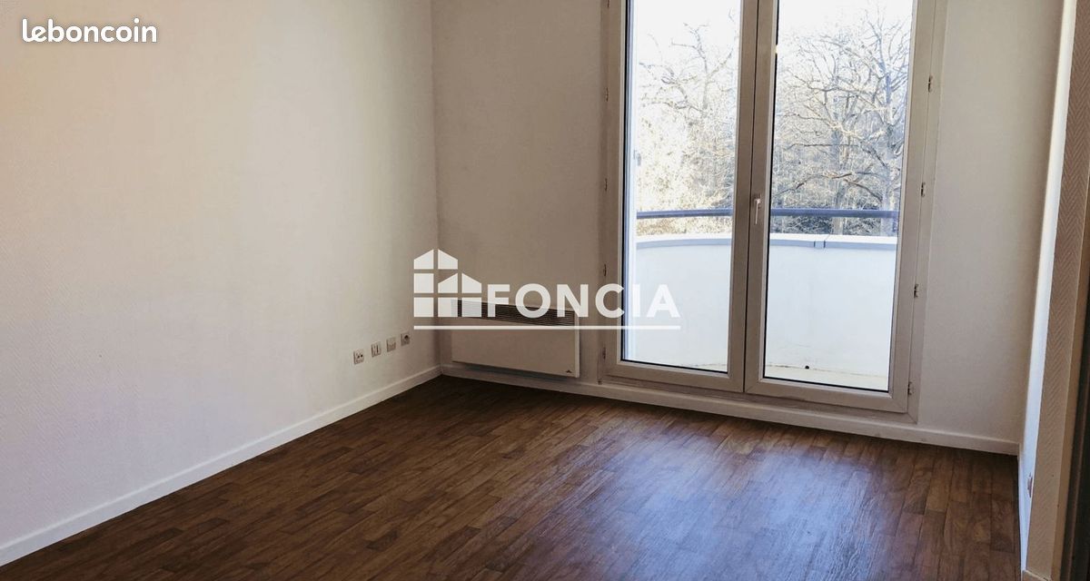Appartement 1 pièce 29 m² · à Évry-Courcouronnes · 28,7 m² · 658 €/mois