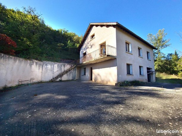 Maison 10 pièces 182 m²