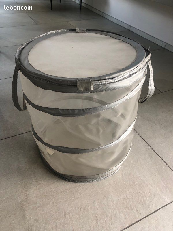 Panier à linge (image 1)