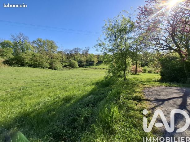 Terrain 1894 m² Aguts