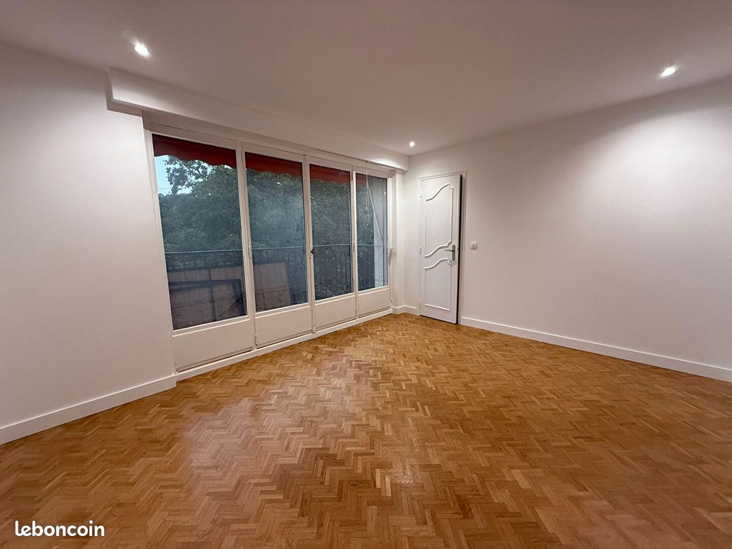 Appartement a louer saint-cloud - 4 pièce(s) - 105 m2 - Surfyn