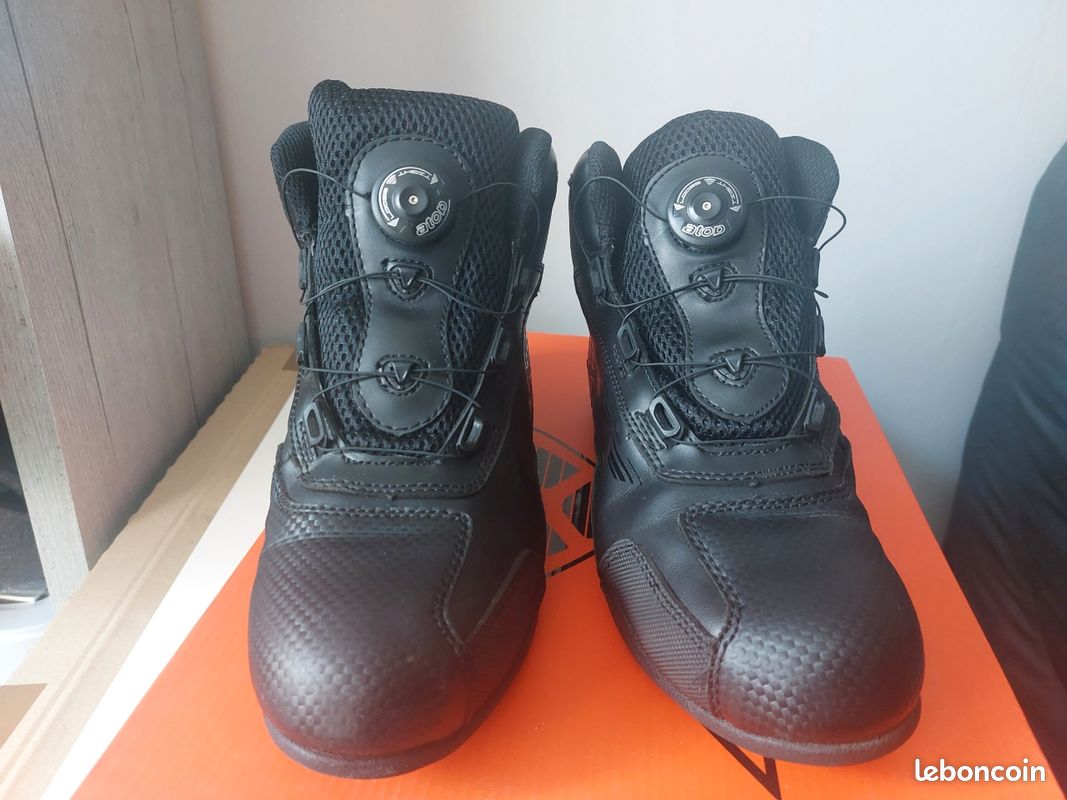 Chaussures moto IXON (image 1)