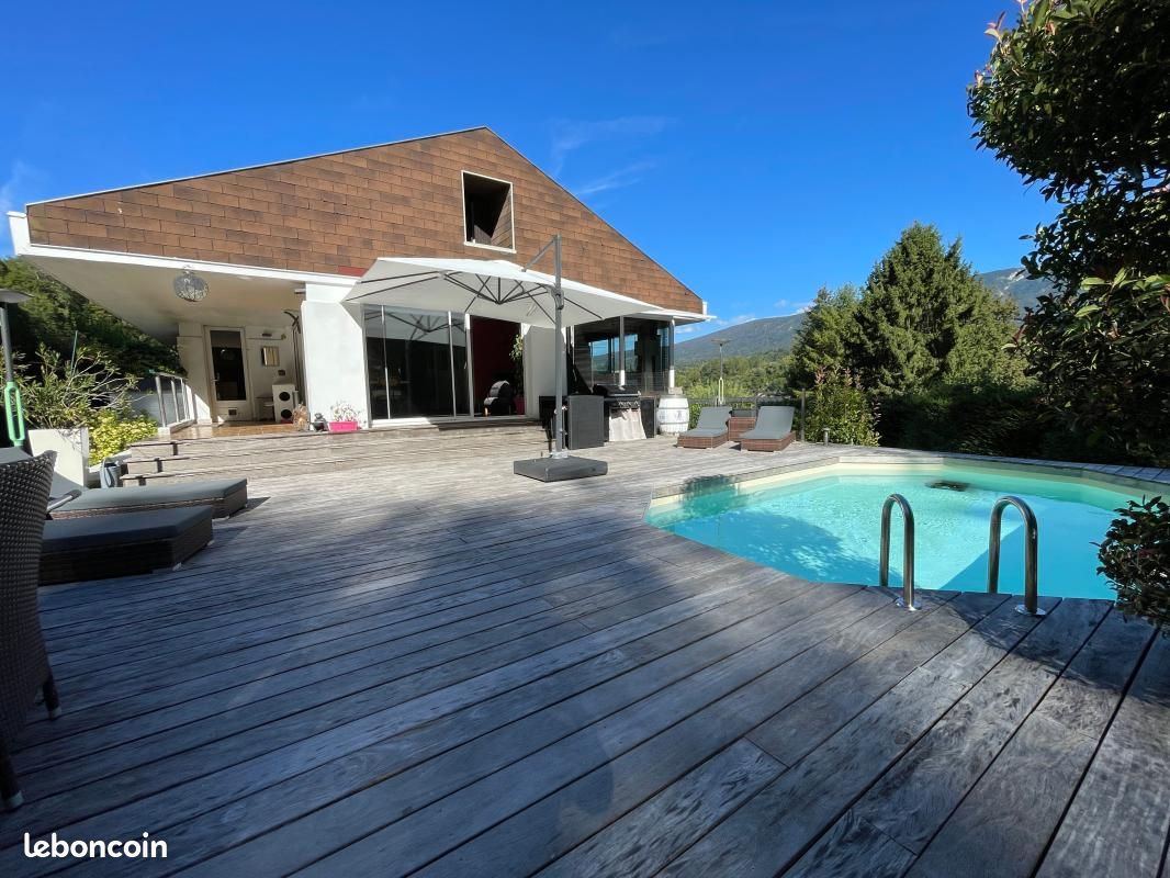 Maison 5 pièces 153 m² · à Alby-sur-Chéran · 153 m² · 689 000 €