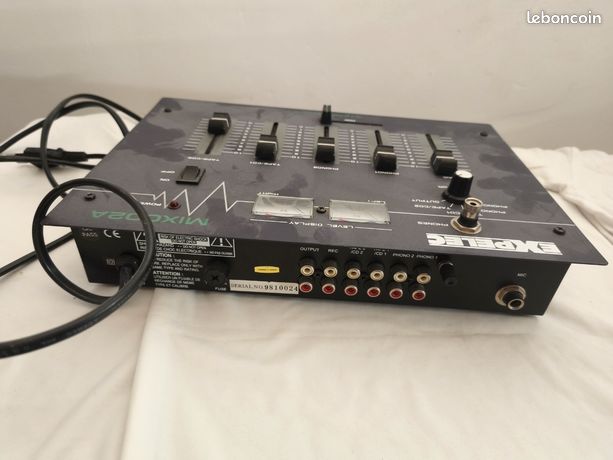 Table De Mixage DJ Expelec MIX-002A – 2 Canaux, Analogique, Rackable