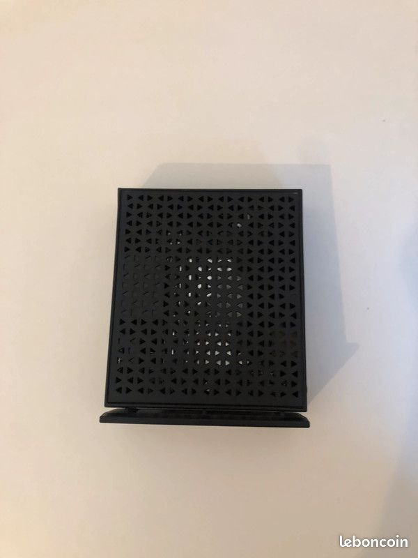 Netgear N300 Wifi router (image 3)