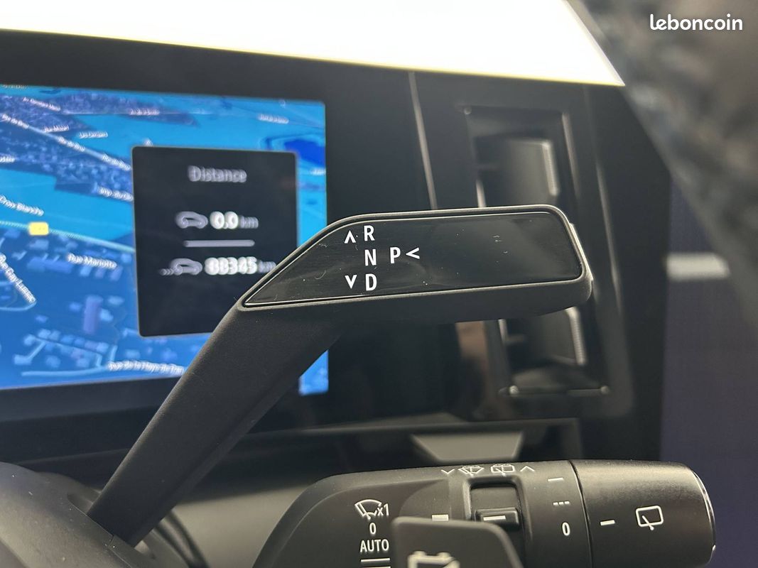 RENAULT Megane E-Tech EV60 130ch optimum charge Evolution ER (image 13)