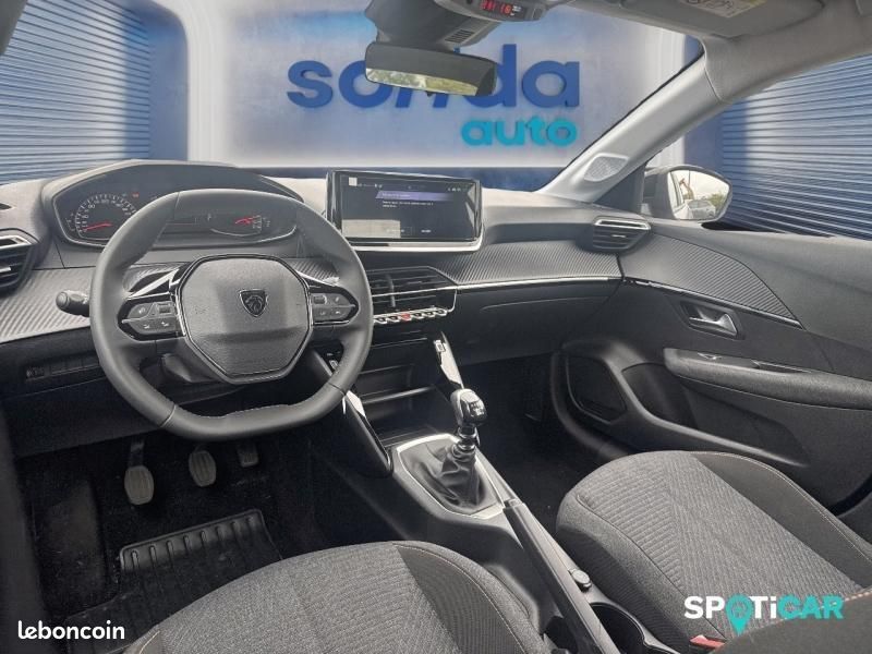 Peugeot 208 1.2 100ch S&S Style (image 8)