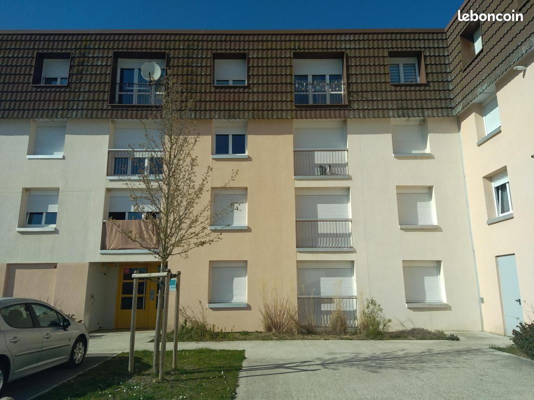 Appartement 3 pièces 80 m² · à Bar-sur-Aube · 80 m² · 541 €