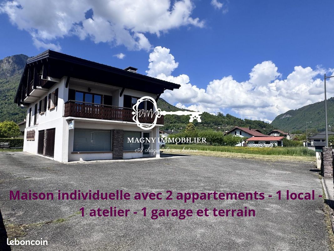 Maison 14 pièces 218 m² · à Marignier · 218 m² · 445 000 €