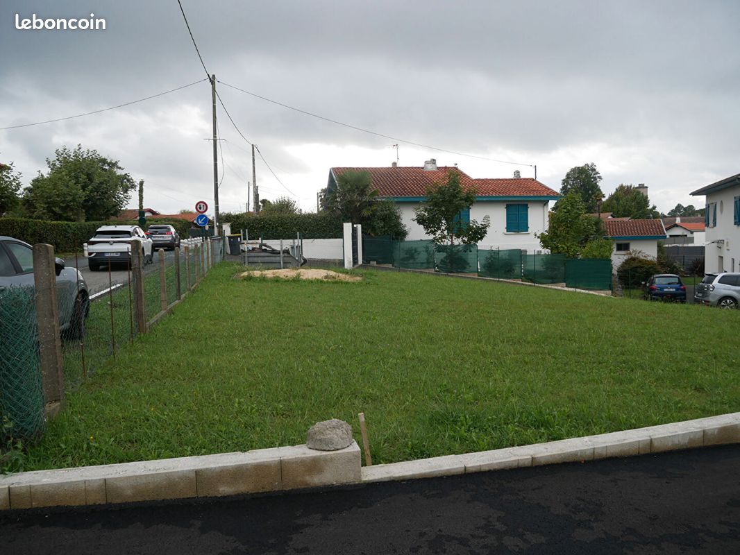 Terrain 689 m² · à Arcangues · 689 m² · 399 000 €