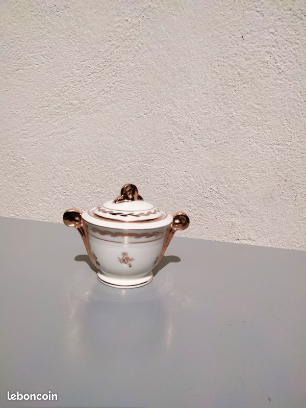 Sucrier en porcelaine d’art – France (image 2)