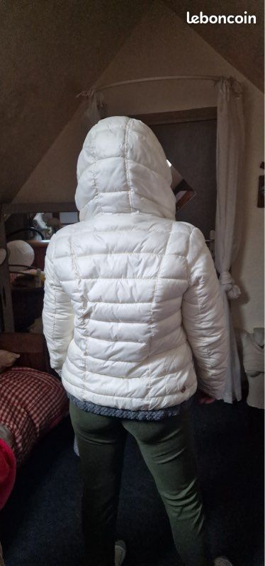Doudoune femme taille M Colmar (image 2)