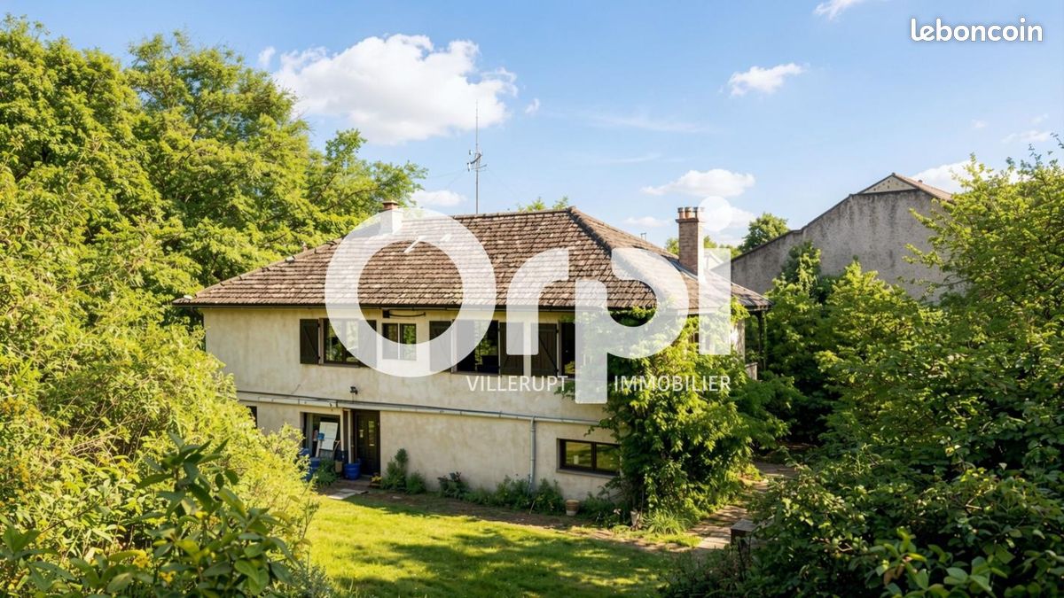 Maison 5 pièces 125 m² · à Ville-Houdlémont · 125 m² · 245 000 €
