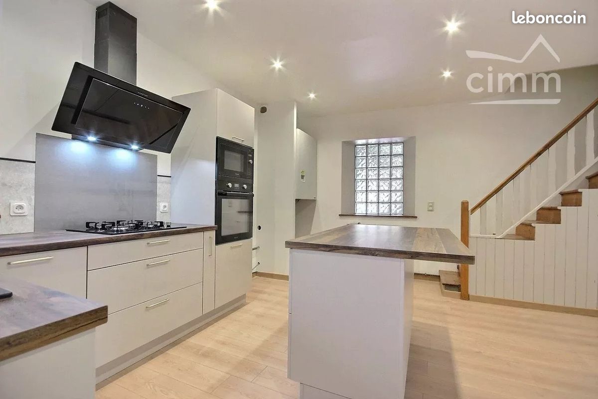 Appartement 4 pièces 79 m² · à Saint-Pierre-d'Albigny · 79 m² · 880 €/mois