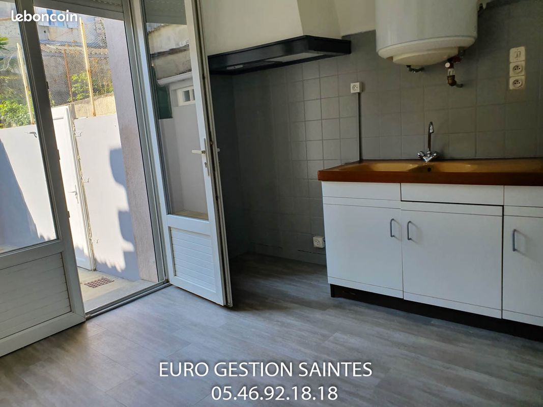 Maison 3 pièces 75 m² · à Saintes · 75 m² · 157 500 €