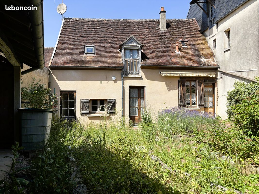 Maison 4 pièces 80 m² · à Courtenay · 80 m² · 55 000 €