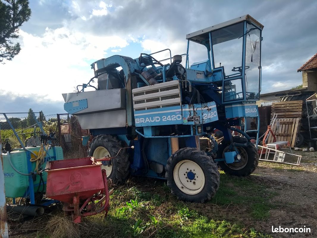 Machine à vendanger BRAUD 2420 (image 2)