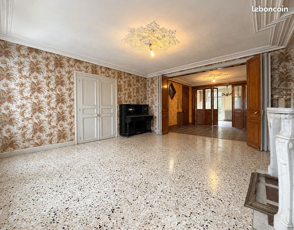 Maison 9 pièces 270 m² · à Abscon · 270 m² · 219 000 €