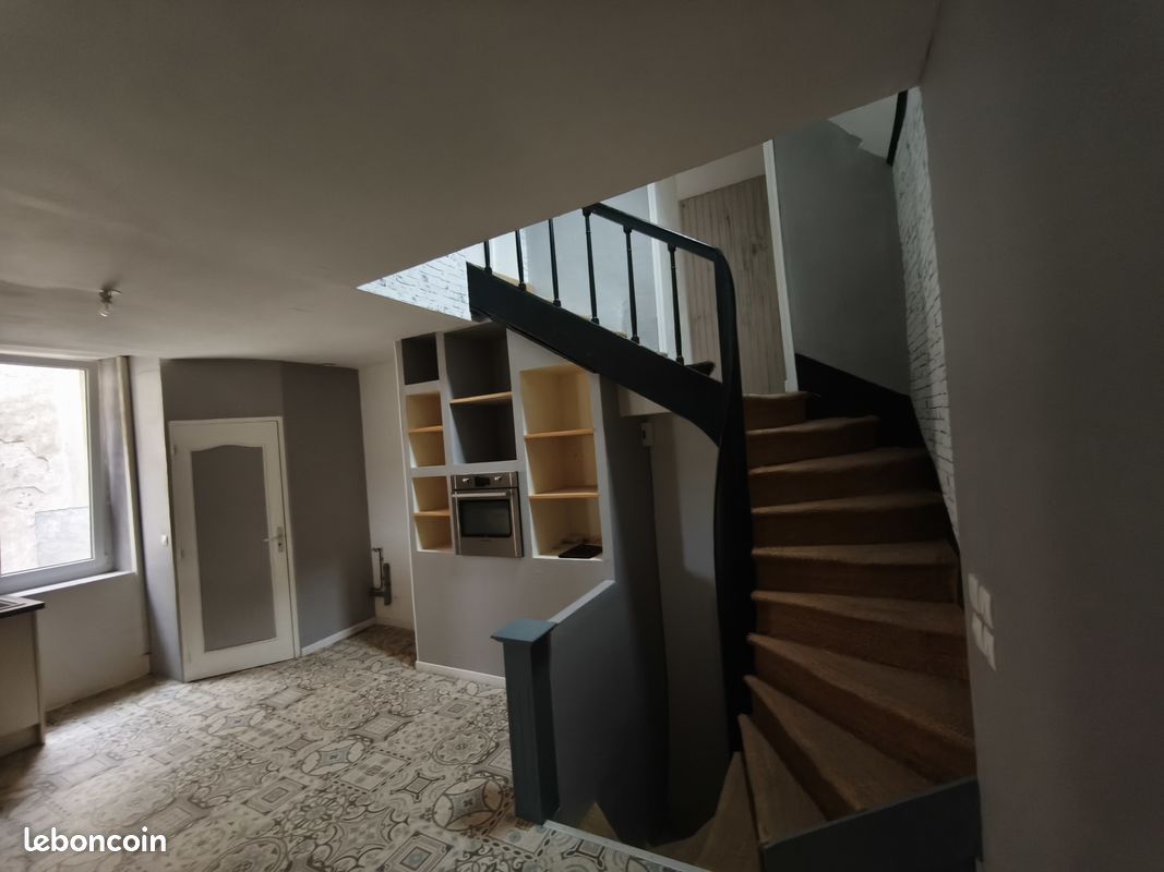 Maison 5 pièces 160 m² (image 2)