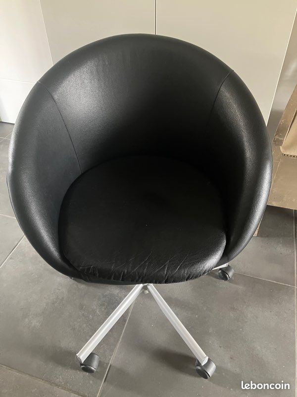 Fauteuil à roulette IKEA (image 1)
