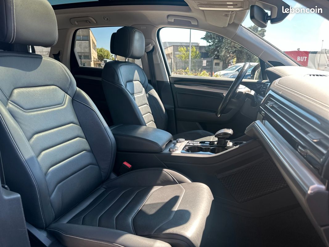 Volkswagen touareg carat 3.0 tdi 286ch 4motion bva - toit ouvrant (image 8)