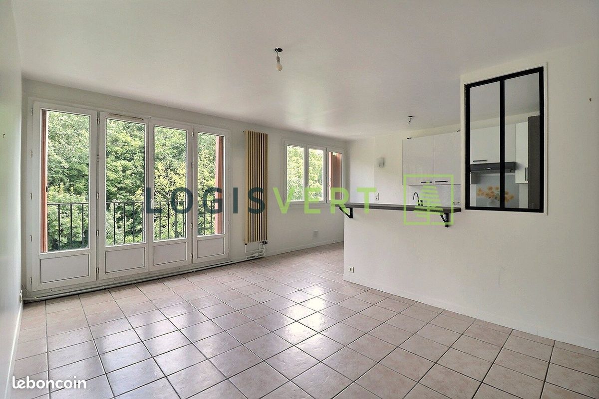 Appartement 3 pièces 62 m² · à Bièvres · 62 m² · 1 135 €