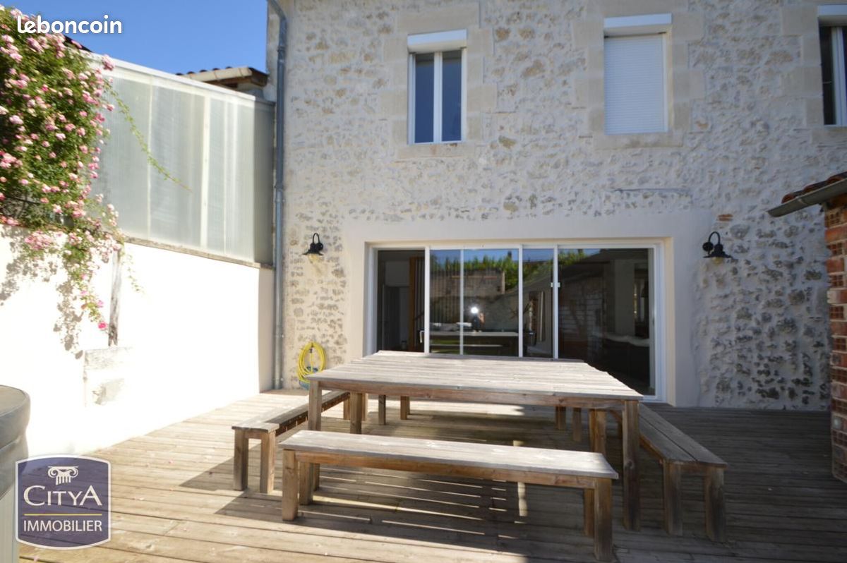 Maison 5 pièces 152 m² · à Casteljaloux · 152 m² · 290 000 €