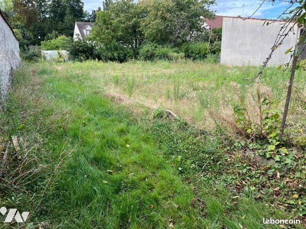 Terrain 1112 m² MORIGNY CHAMPIGNY