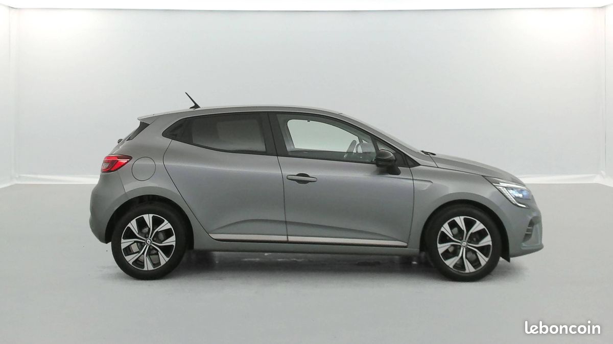 RENAULT Clio SCe 65 Evolution (image 6)