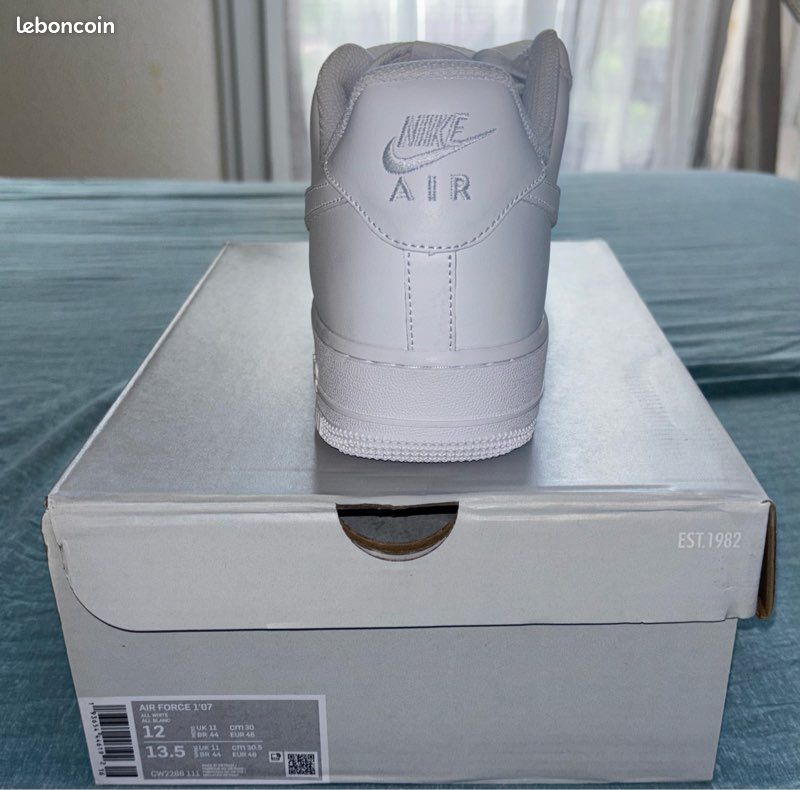 Nike Air Force 1 Blanches - Taille 44 - Neuf Dans Sa Boîte D'origine - Cuir - Pour Homme
