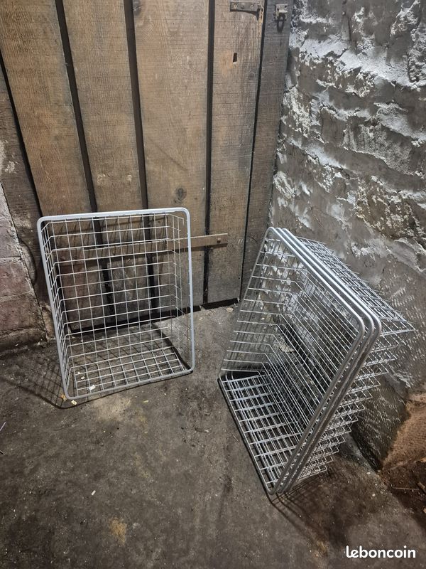 Panière Ikea pour penderie placard (image 1)