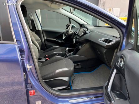 Belle 208 vti essence 83cv 99.600kms gps clim possibilite garantie 12 / 24 / 36 mois (image 5)