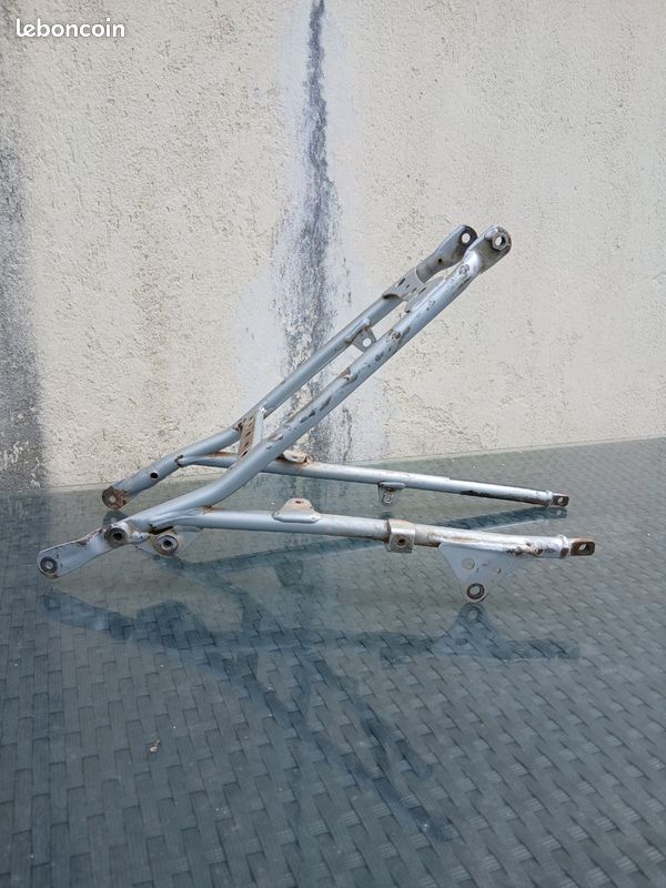 Boucle arrière 150 crf (image 1)